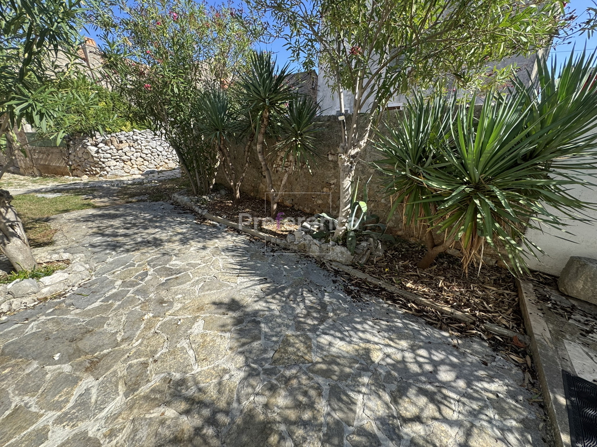 Jakišnica - casa a schiera nel centro storico