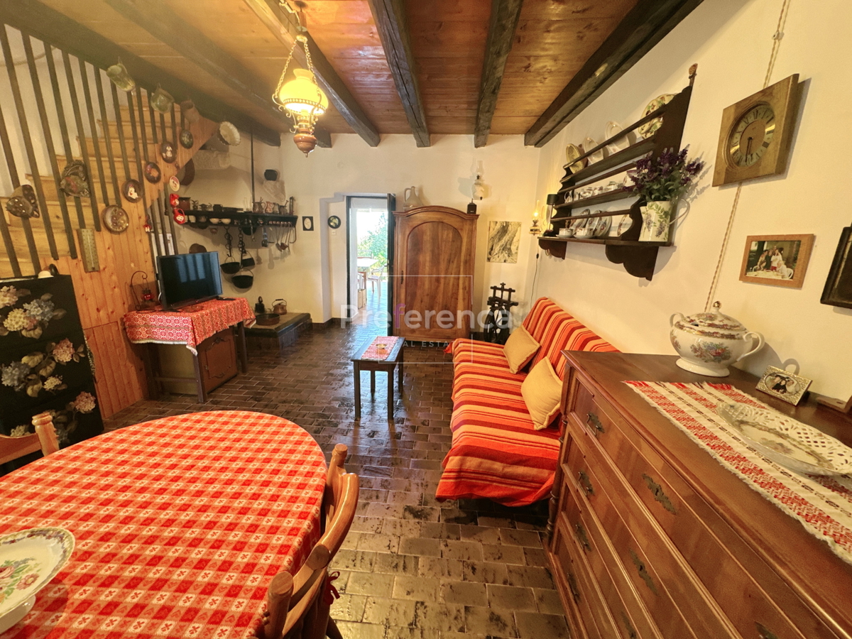 Jakišnica - casa a schiera nel centro storico