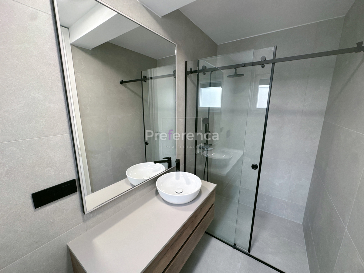 Novalja, Škuncini stani - villa di lusso con piscina