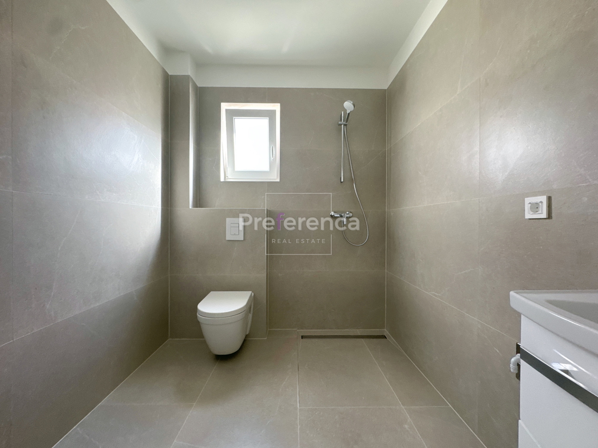 Povljana - appartamento bilocale al primo piano