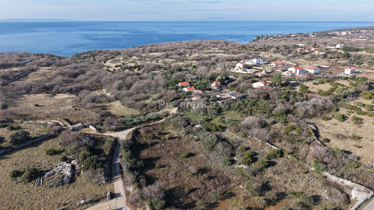 Novalja, Vidasovi stani - terreno agricolo vicino alla zona edificabile