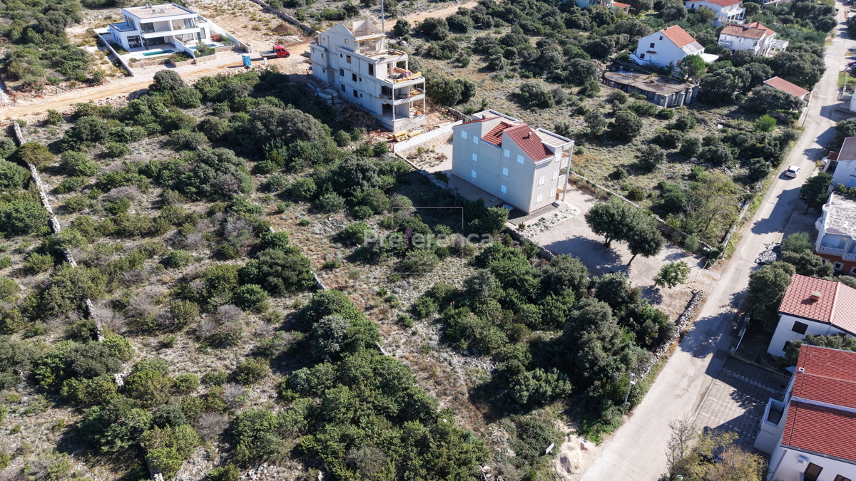 Mandre - terreno edificabile 662 m2