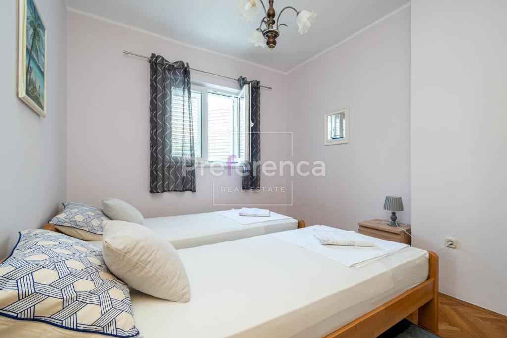 Novalja - casa con appartamenti