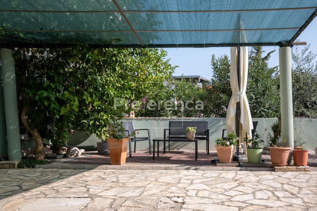 Novalja - casa con appartamenti