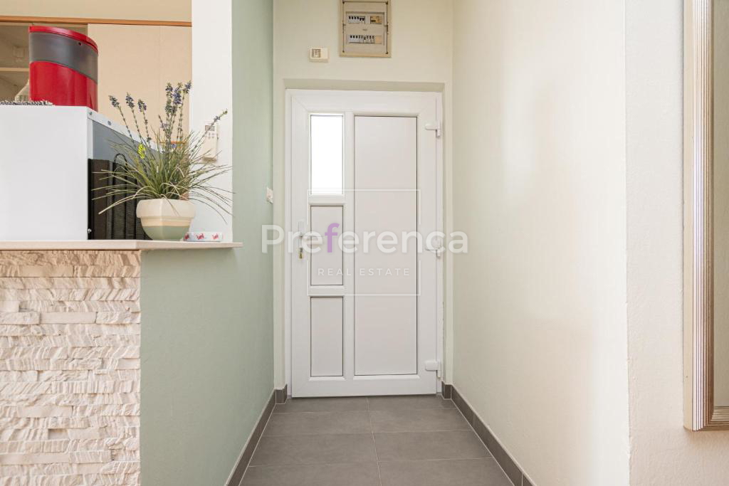 Novalja - casa con appartamenti