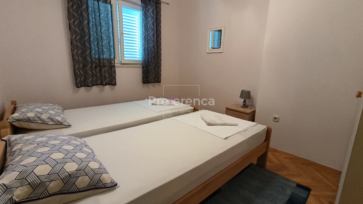 Novalja - casa con appartamenti