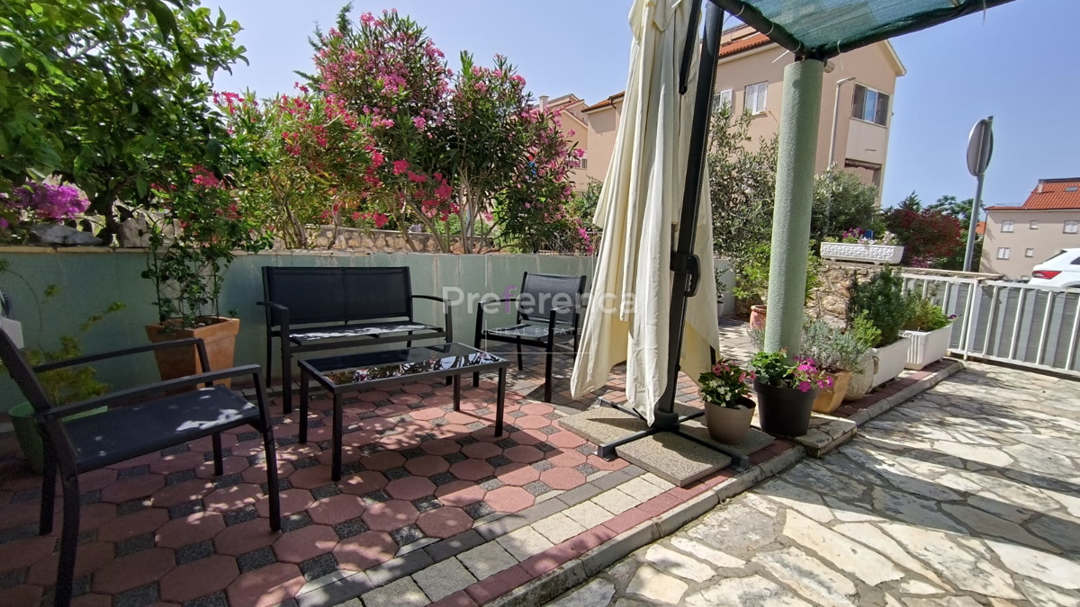 Novalja - casa con appartamenti