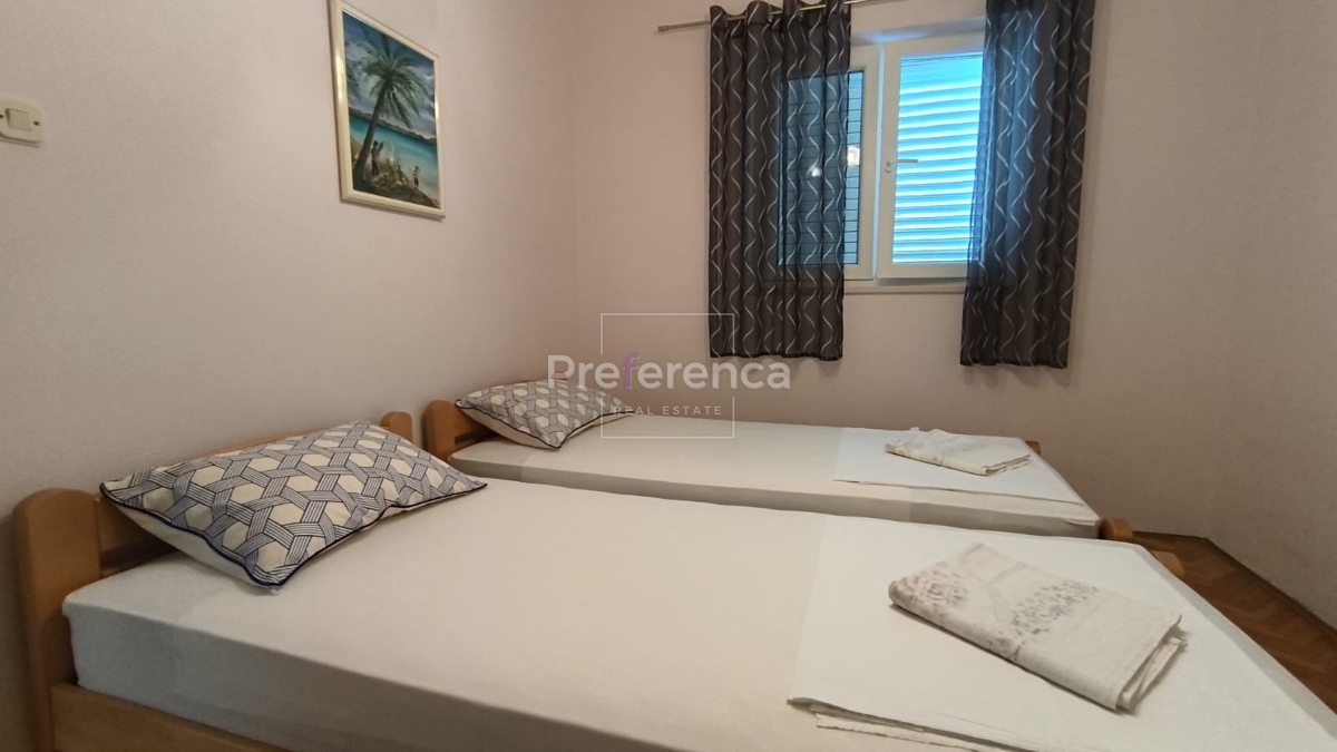 Novalja - casa con appartamenti