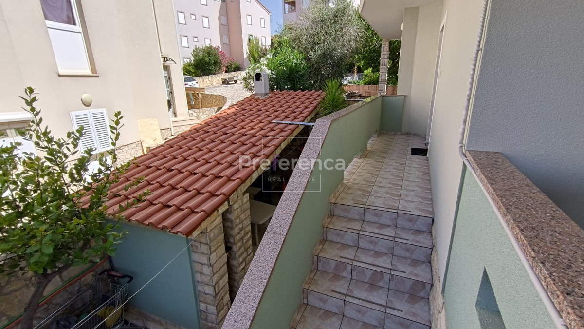 Novalja - casa con appartamenti