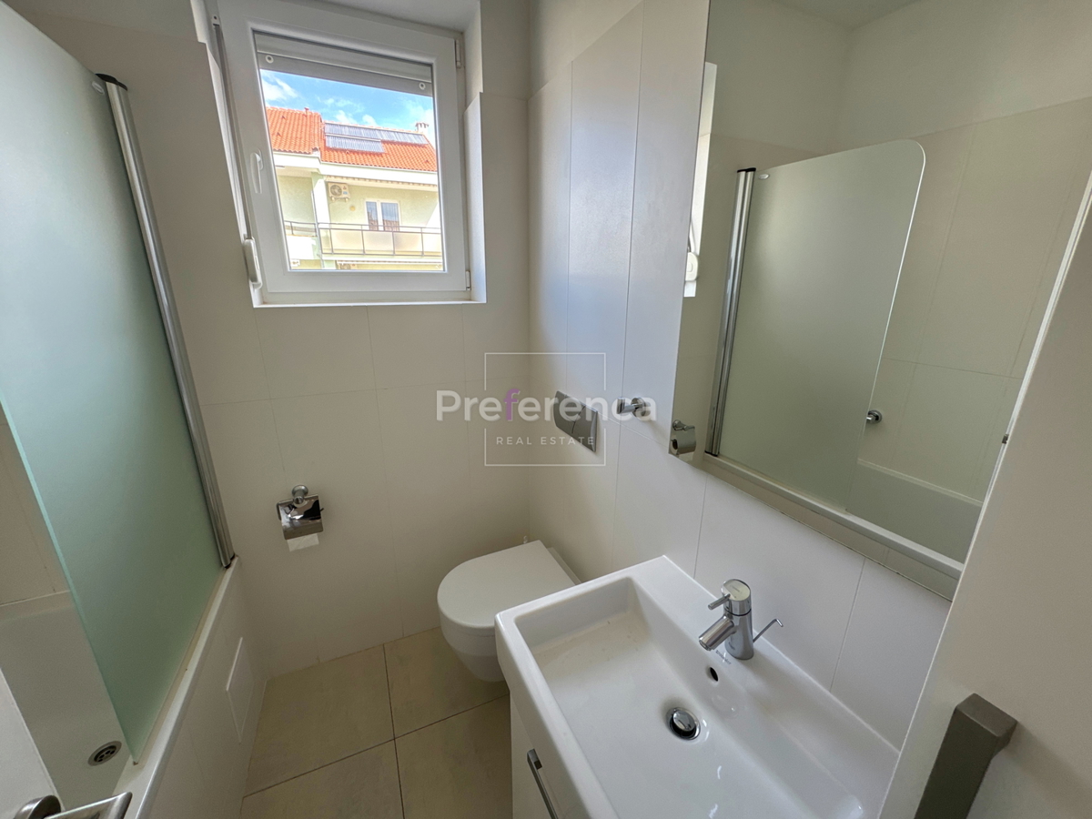 Novalja - appartamento bilocale al secondo piano - VICINANZA AL MARE