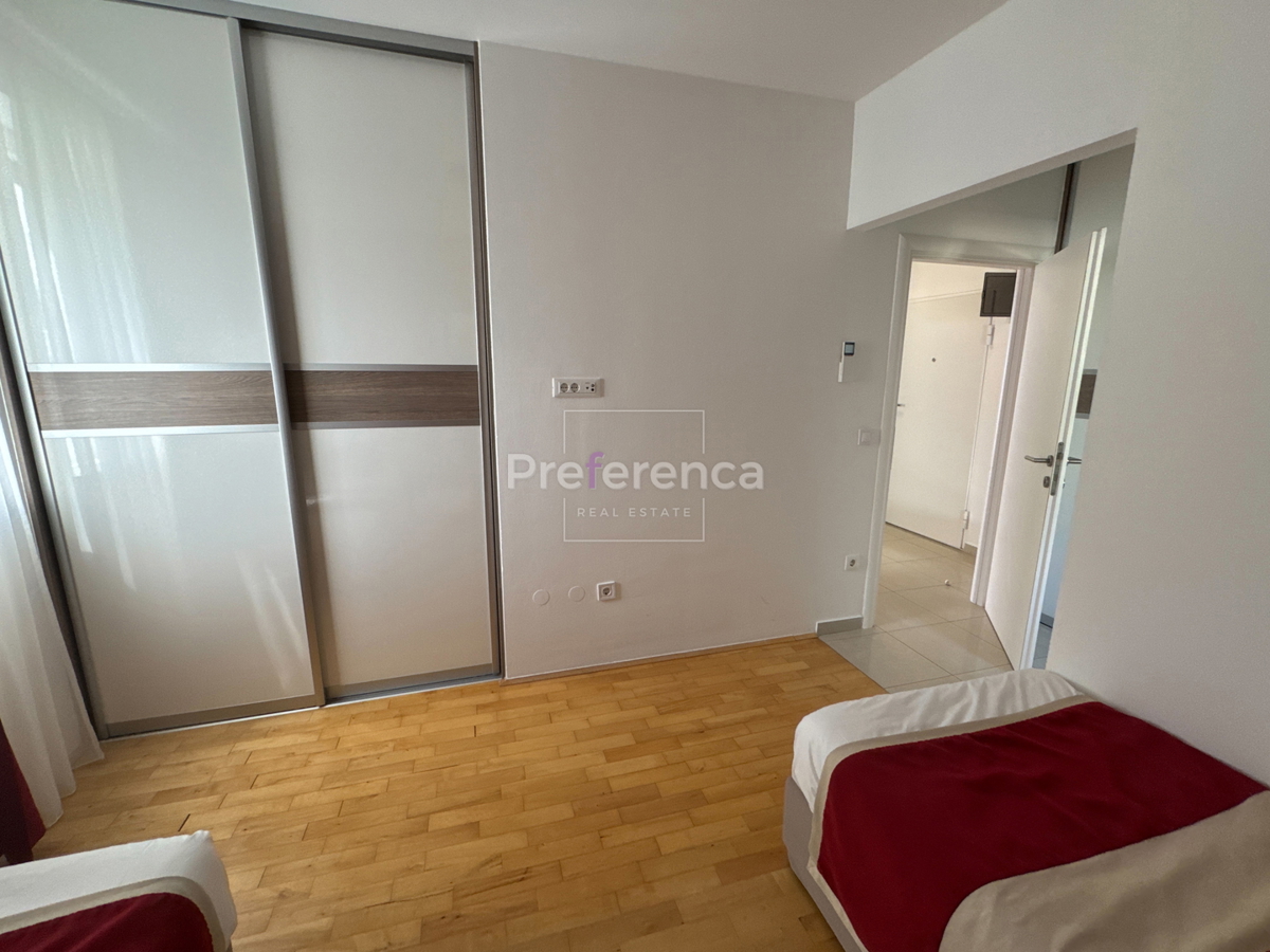 Novalja - appartamento bilocale al secondo piano - VICINANZA AL MARE