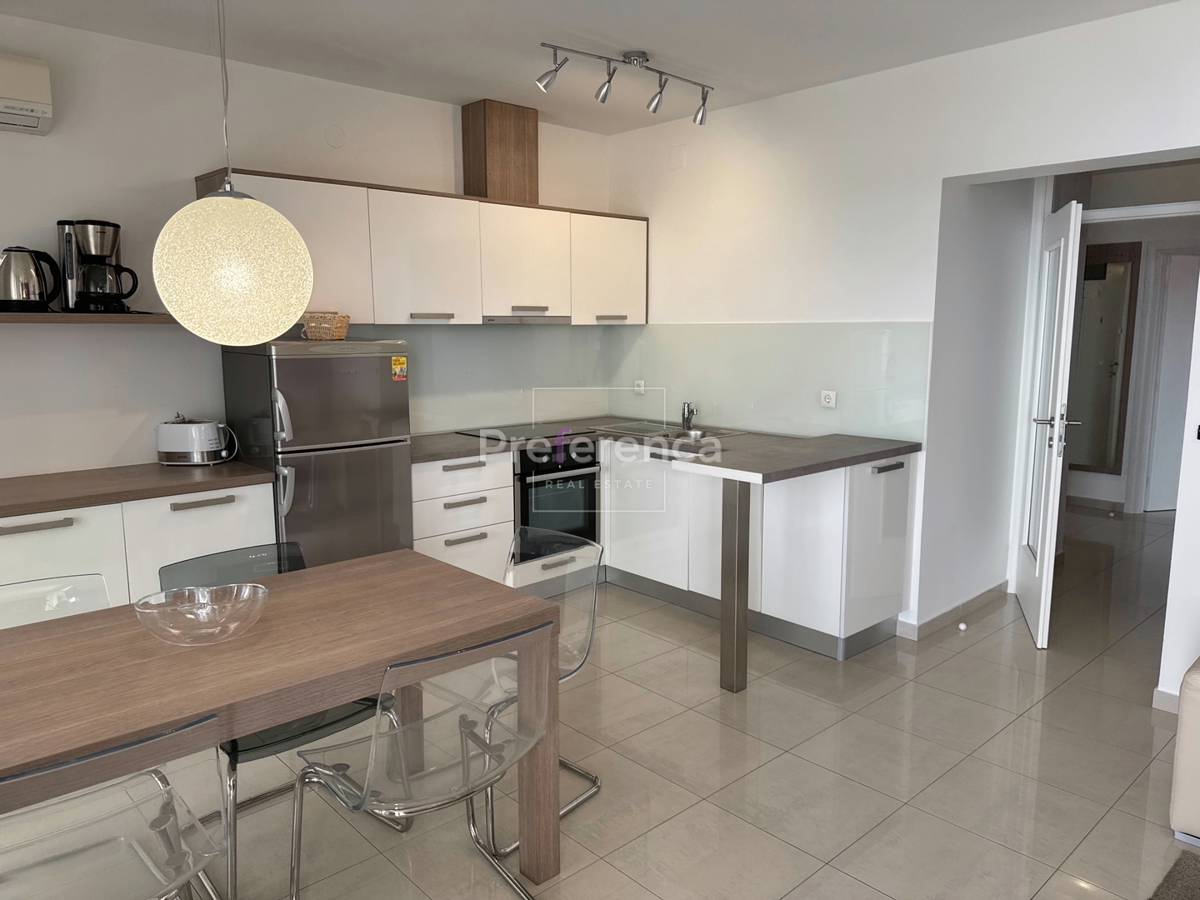 Novalja - appartamento bilocale al secondo piano - VICINANZA AL MARE