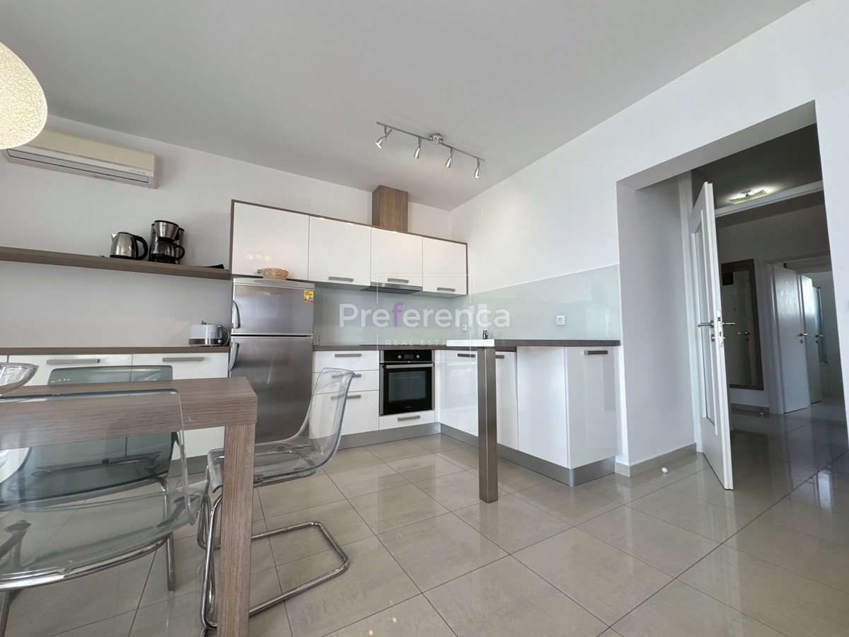 Novalja - appartamento bilocale al secondo piano - VICINANZA AL MARE