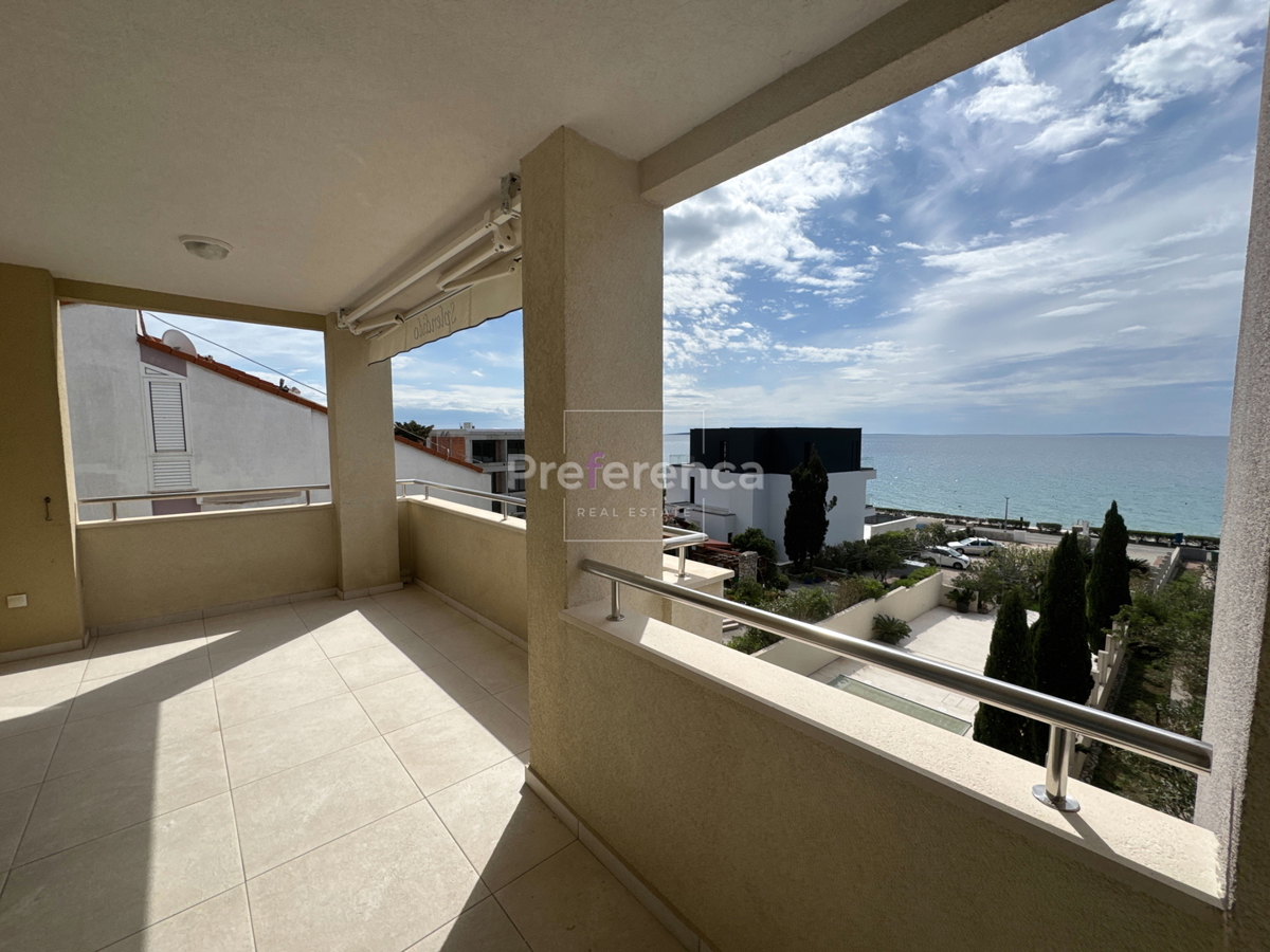 Novalja - appartamento bilocale al secondo piano - VICINANZA AL MARE