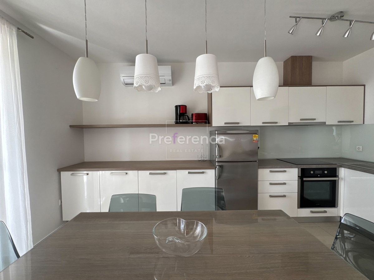 Novalja - appartamento bilocale al secondo piano - VICINANZA AL MARE