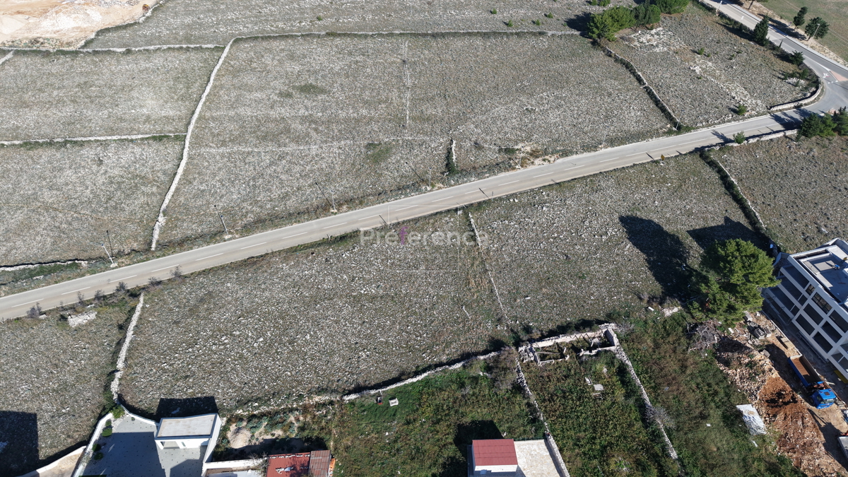 Povljana - terreno edificabile 851m2