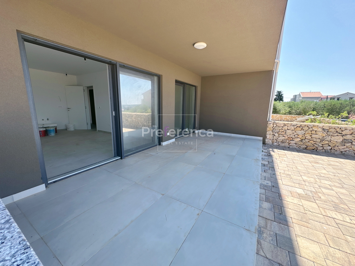 Novalja - appartamento trilocale al piano terra