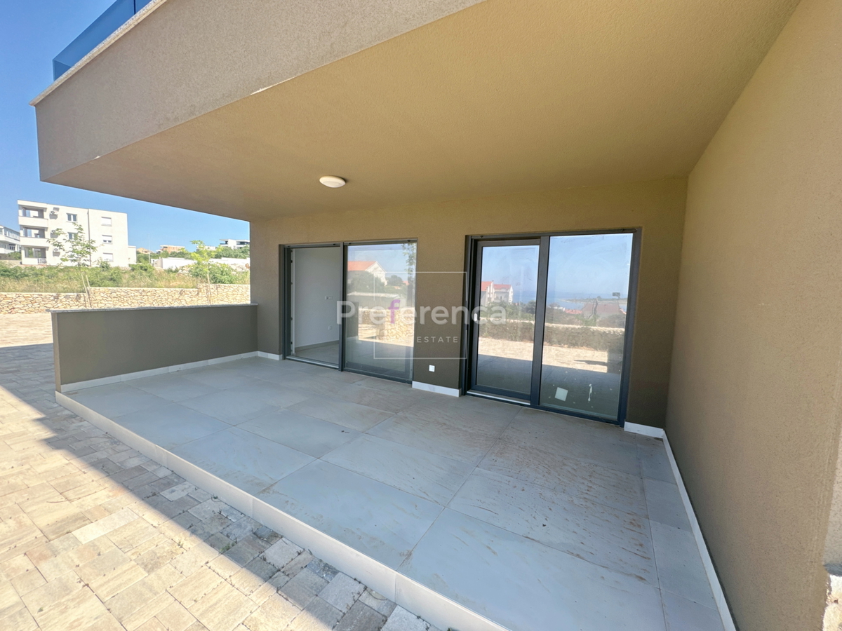 Novalja - appartamento trilocale al piano terra