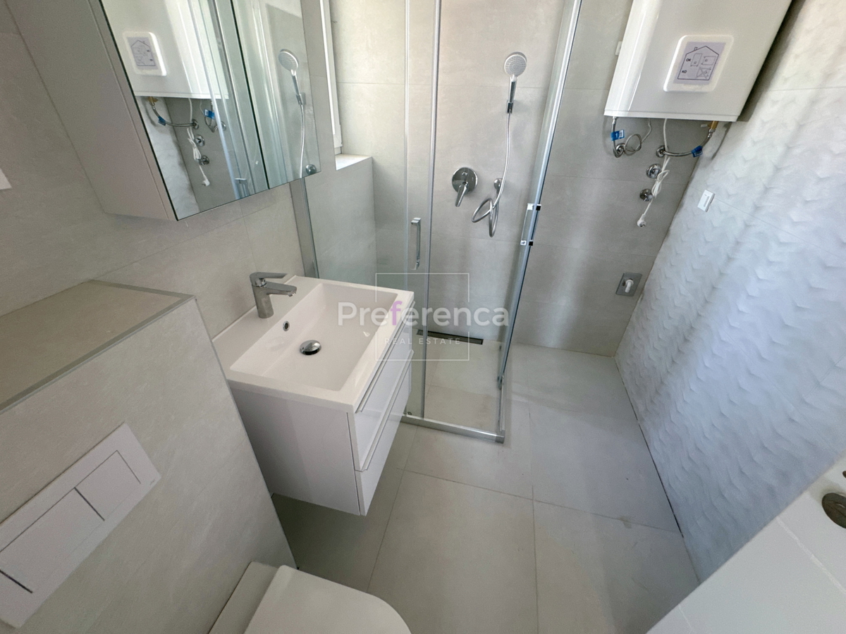 Novalja - appartamento trilocale al piano terra