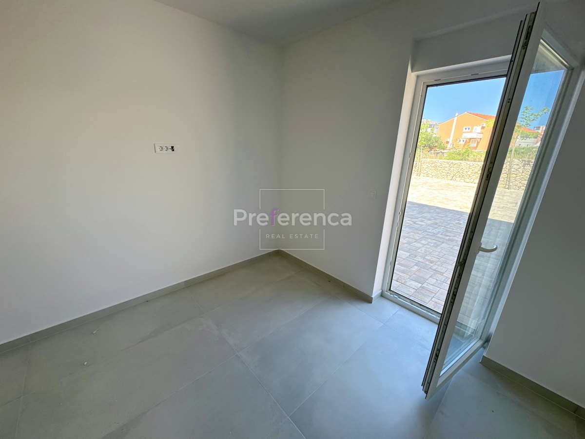 Novalja - appartamento trilocale al piano terra