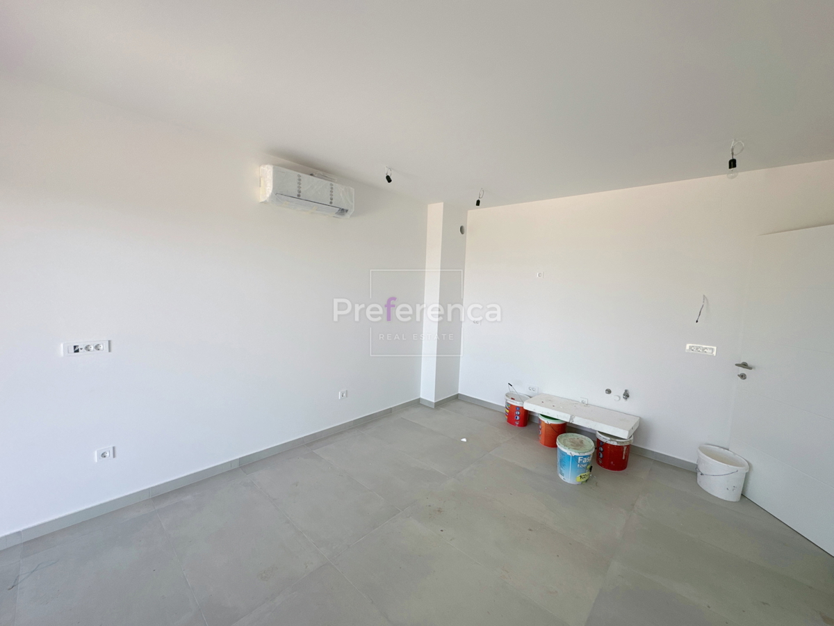 Novalja - appartamento trilocale al piano terra