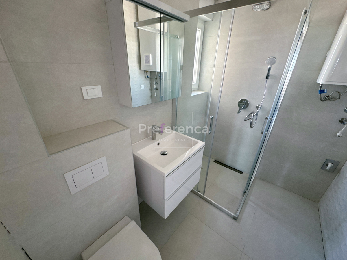 Novalja - appartamento trilocale al piano terra