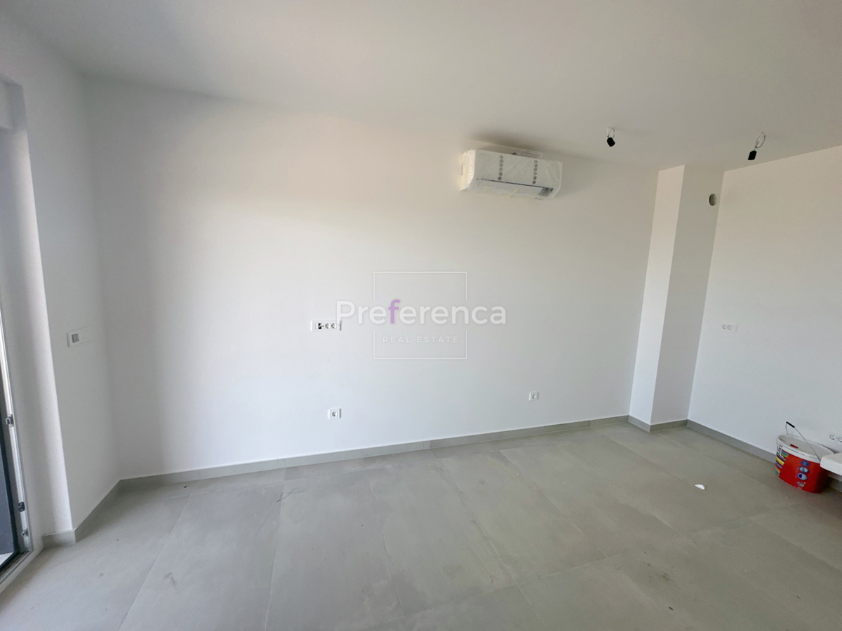 Novalja - appartamento trilocale al piano terra