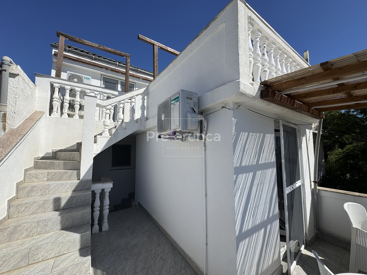 Kustići - casa a schiera con 4 unità