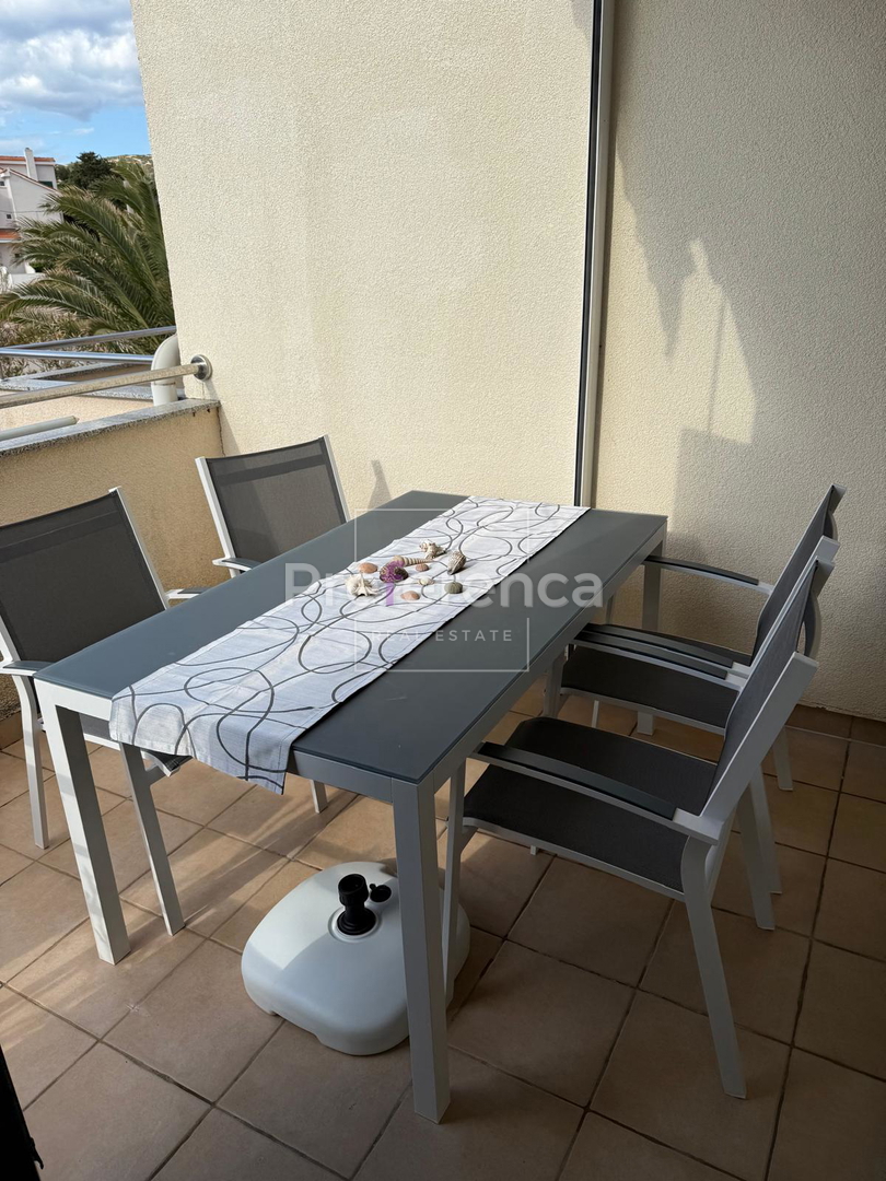 Stara Novalja - monolocale in prima fila sul mare