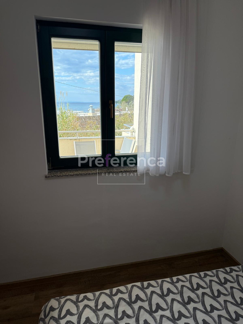 Stara Novalja - monolocale in prima fila sul mare