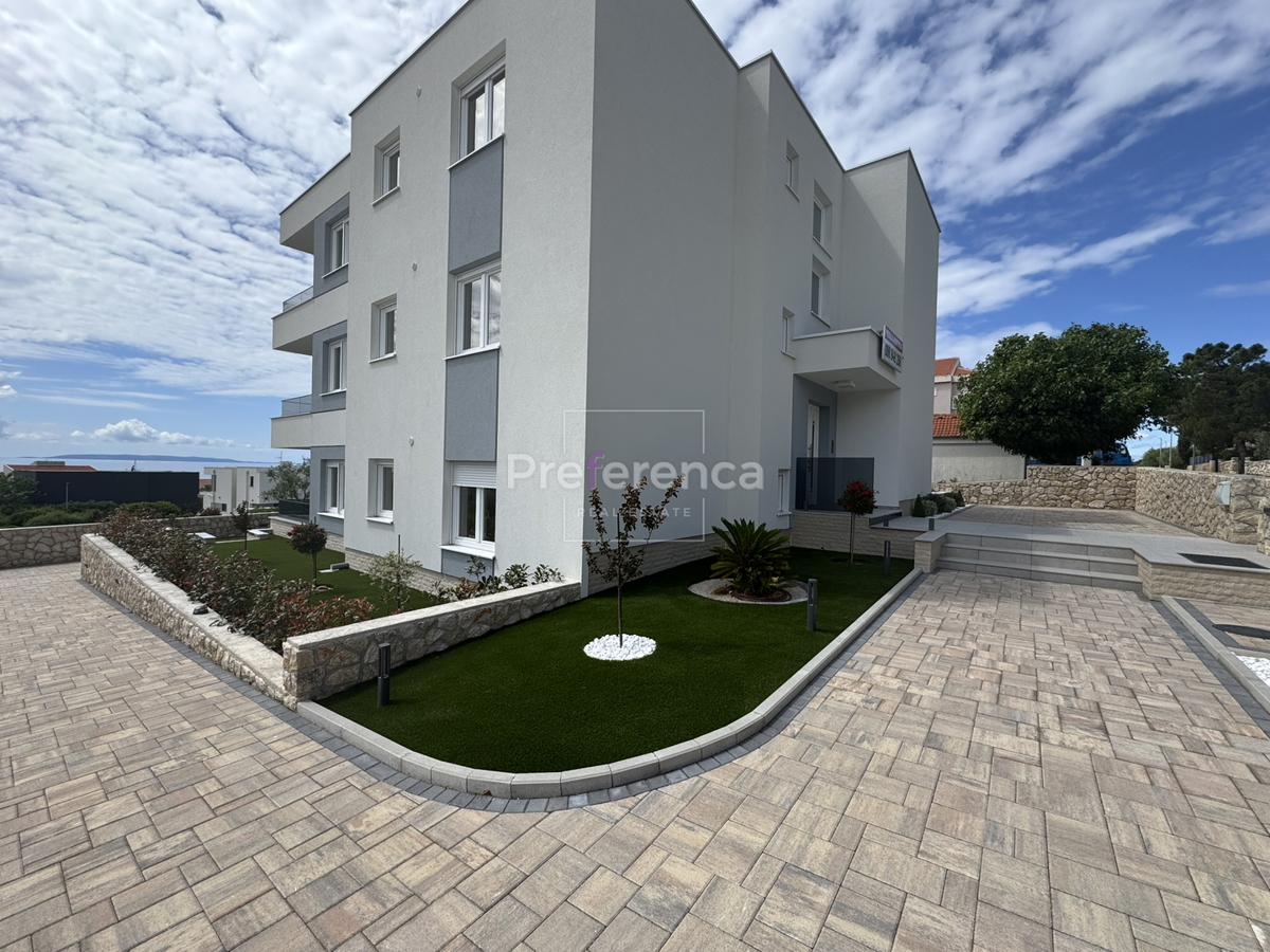 Novalja - appartamento con due camere al primo piano