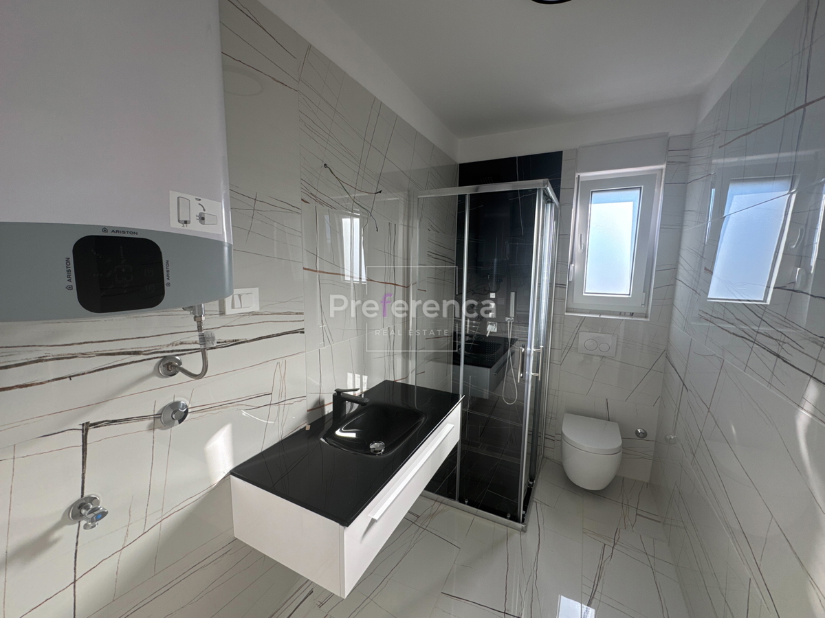 Novalja - appartamento con due camere da letto al secondo piano