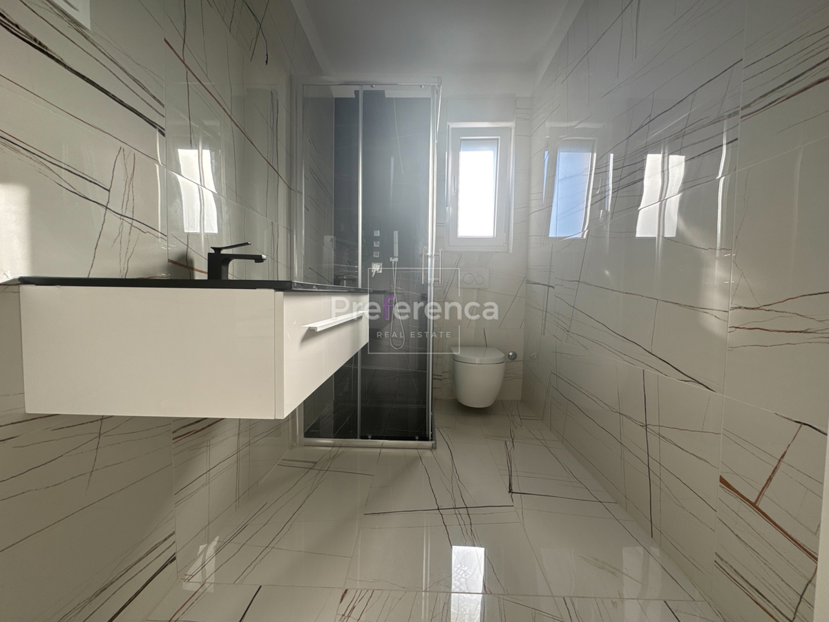 Novalja - appartamento con due camere da letto al secondo piano