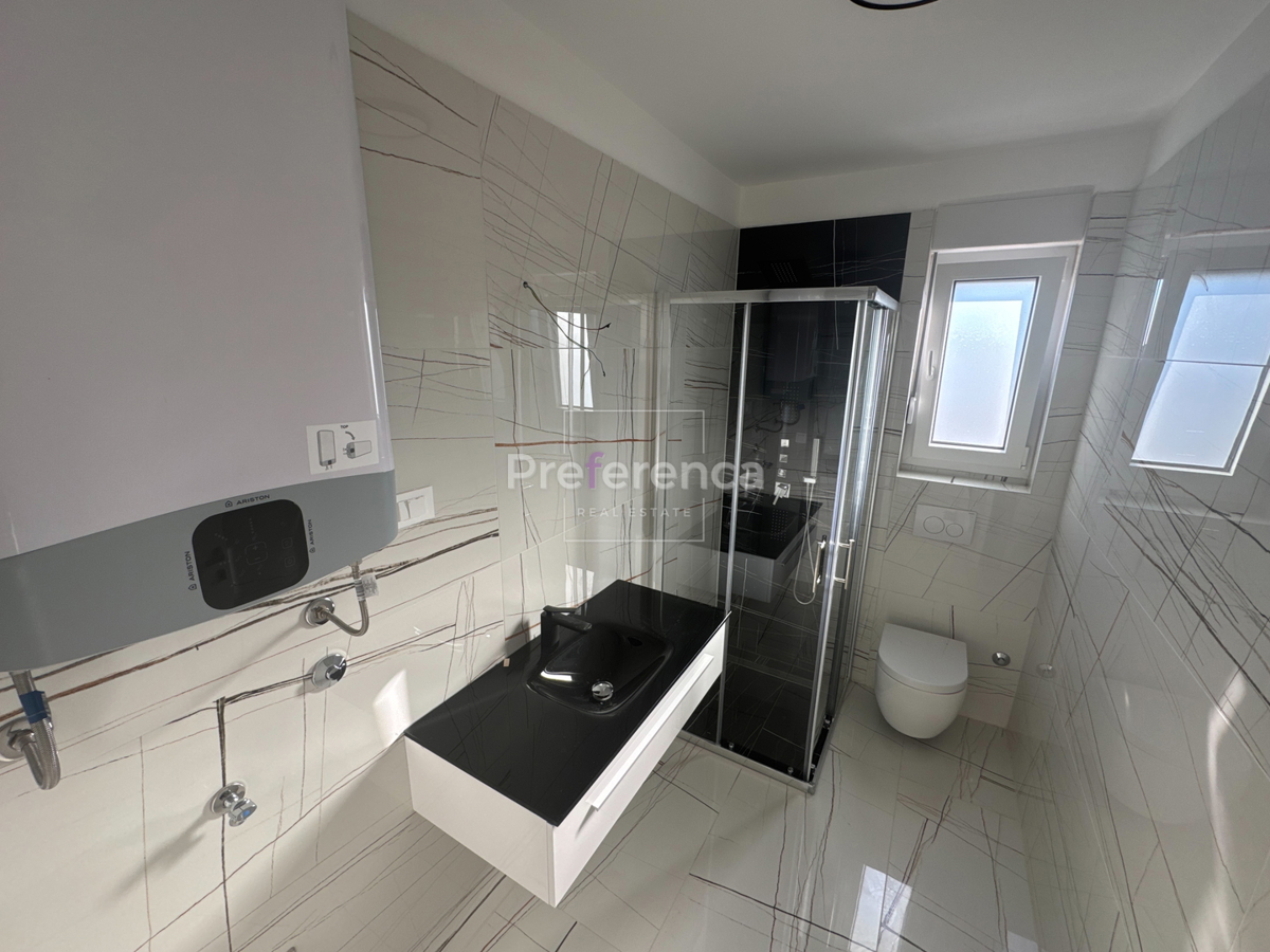 Novalja - appartamento con due camere da letto al secondo piano