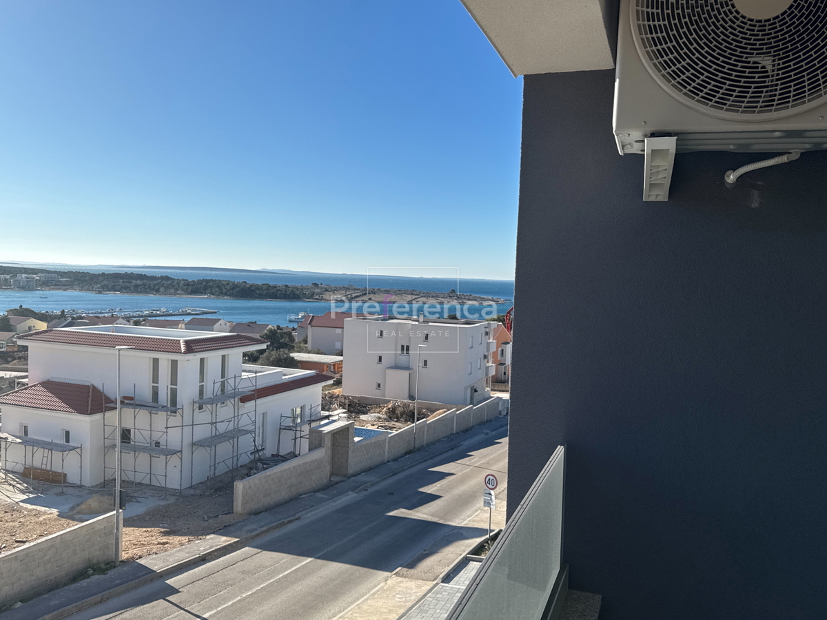 Novalja - appartamento con due camere da letto al secondo piano