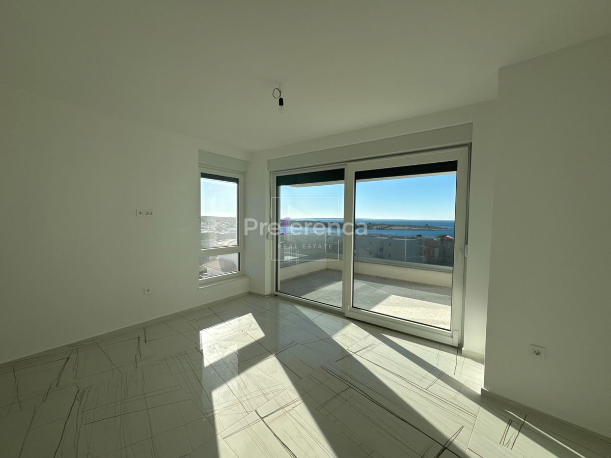 Novalja - appartamento con due camere da letto al secondo piano