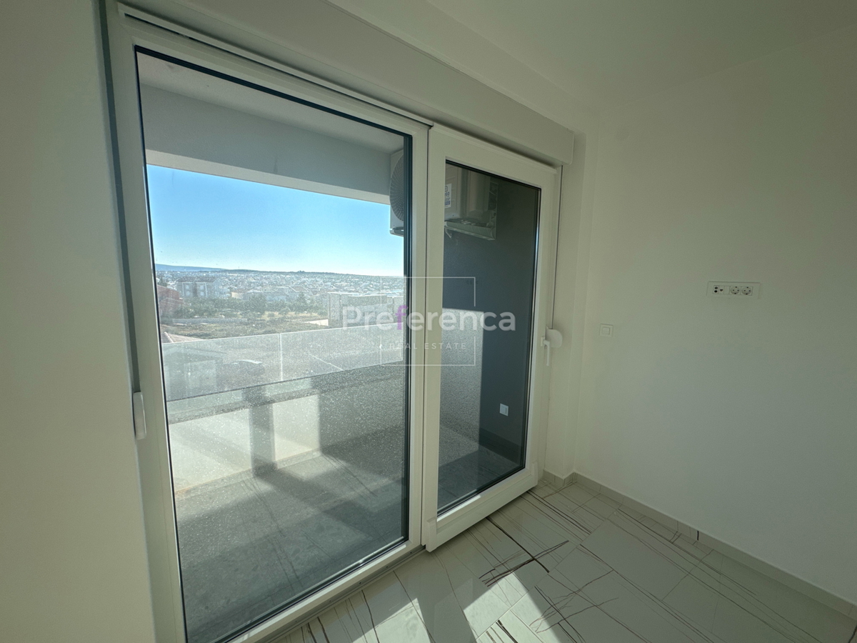 Novalja - appartamento con due camere da letto al secondo piano