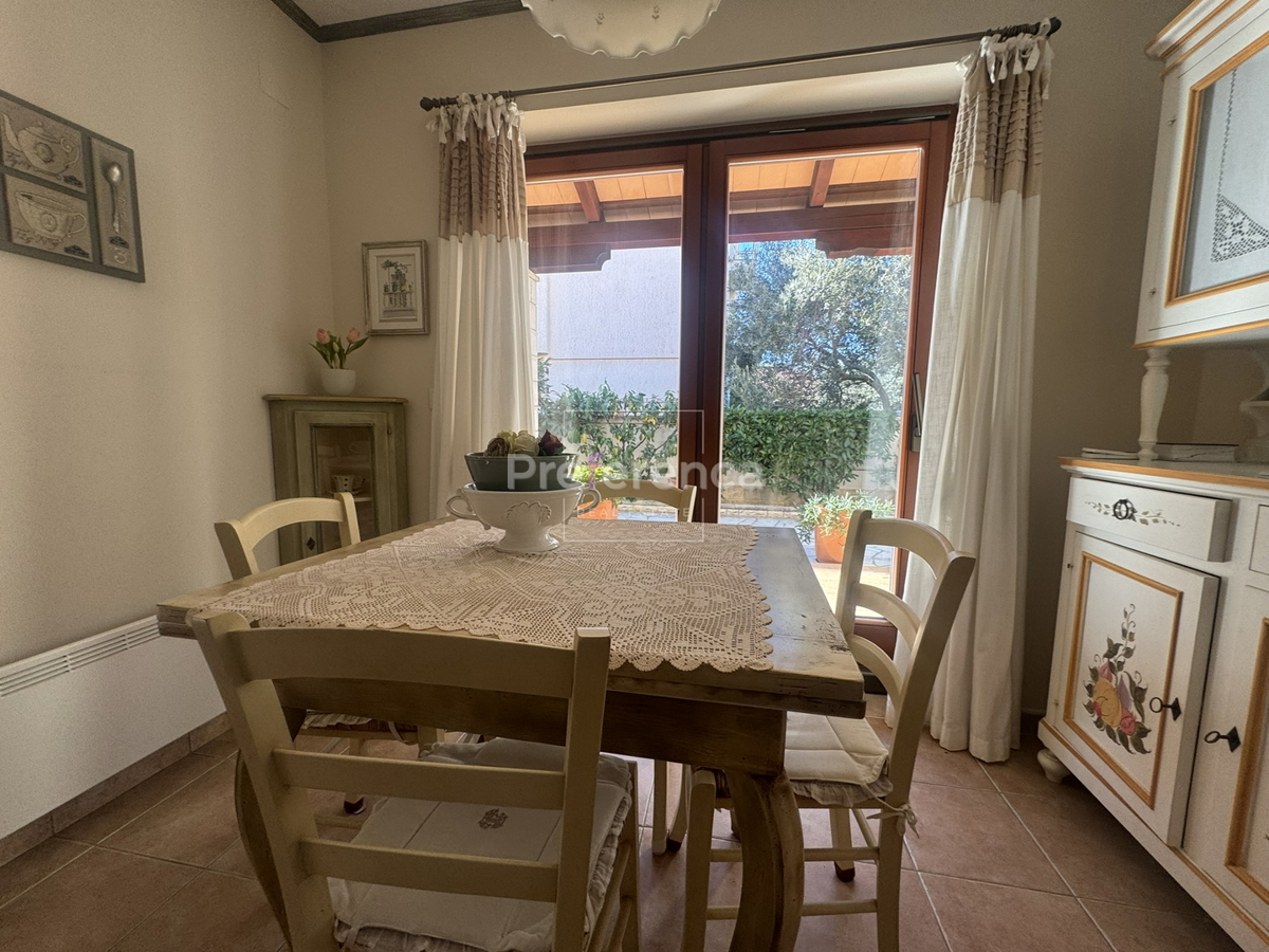 Novalja - casa con piscina nel centro città