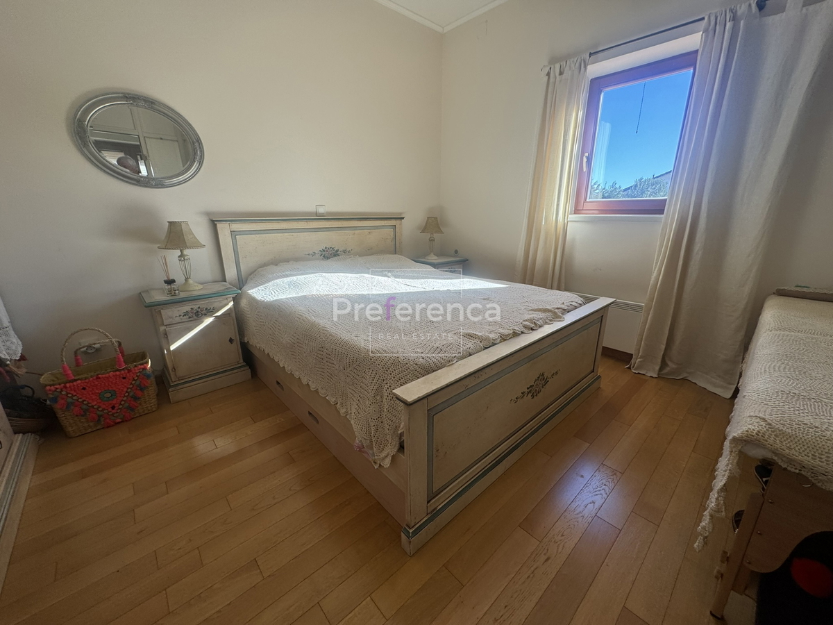 Novalja - casa con piscina nel centro città