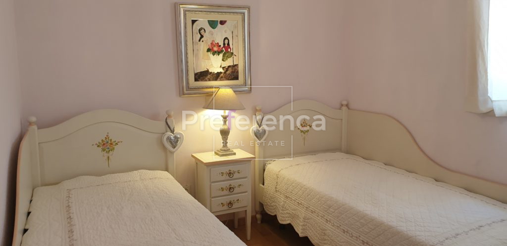 Novalja - casa con piscina nel centro città