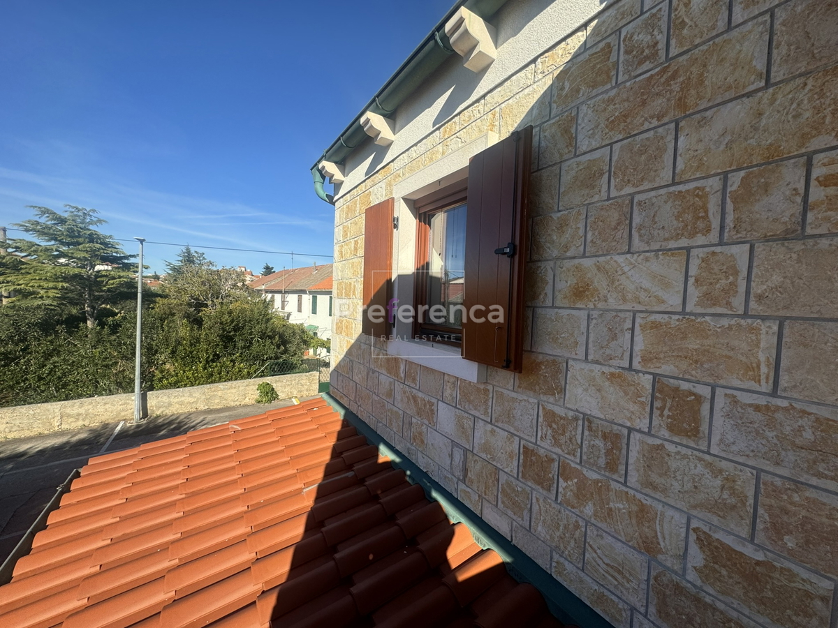 Novalja - casa con piscina nel centro città