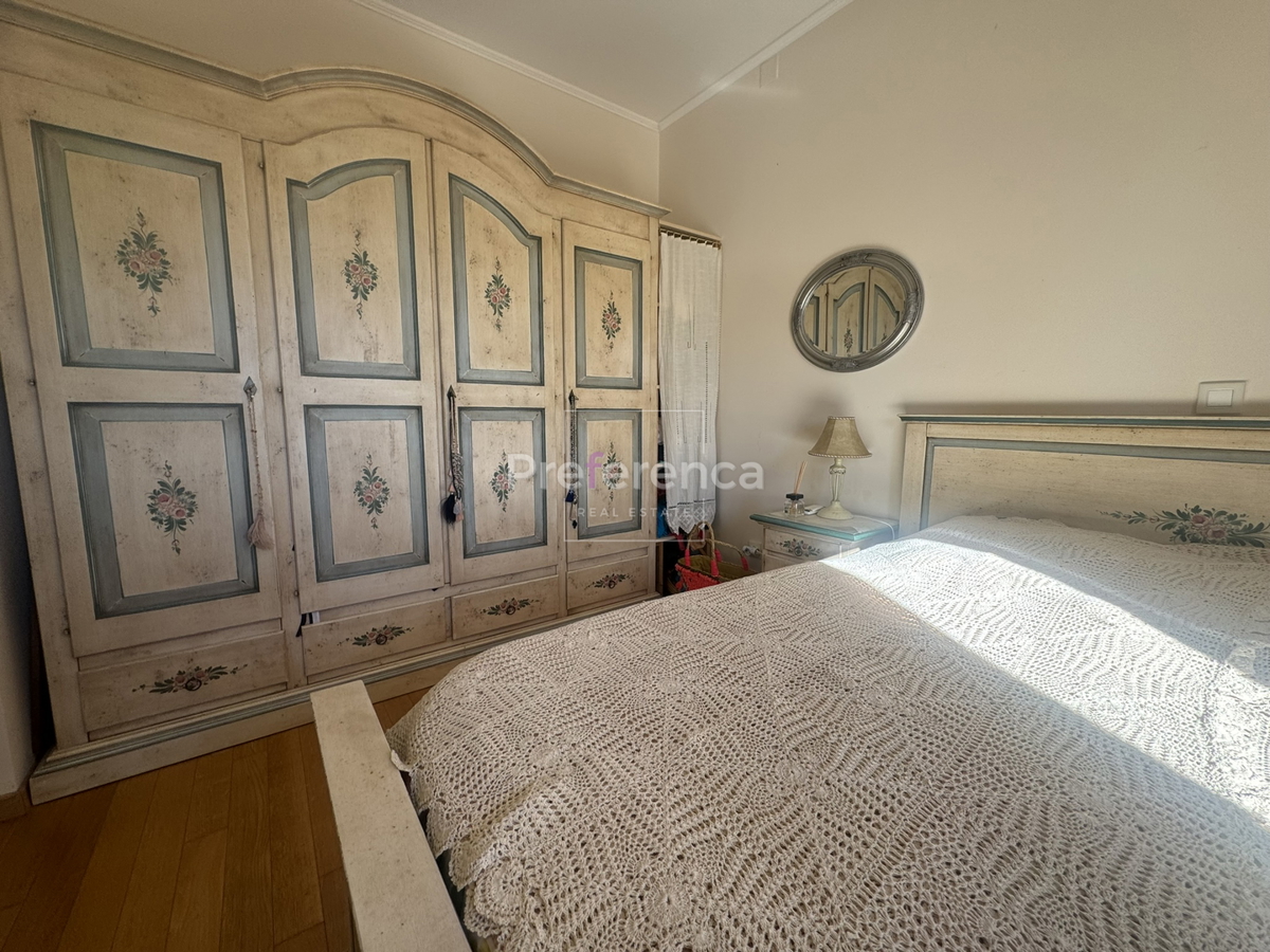 Novalja - casa con piscina nel centro città