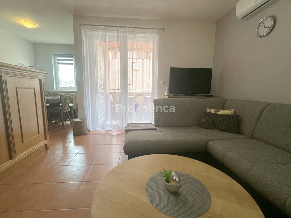 Stara Novalja - appartamento bilocale PRIMO PIANO - vicino al mare