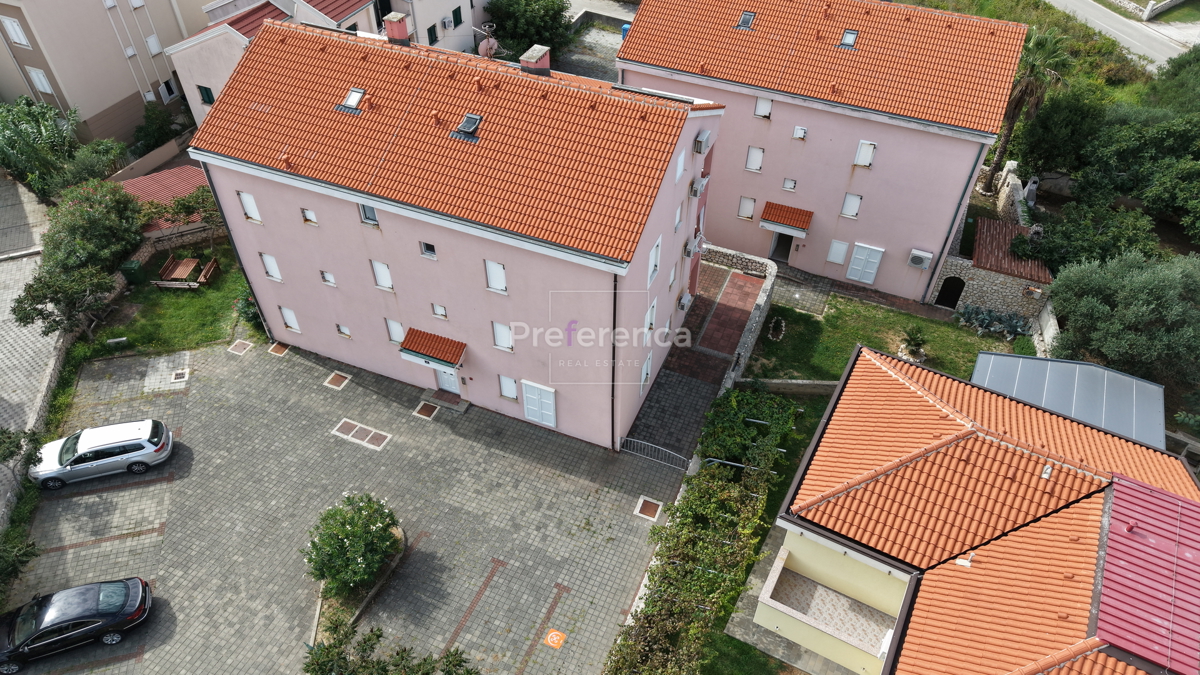 Stara Novalja - appartamento bilocale PRIMO PIANO - vicino al mare