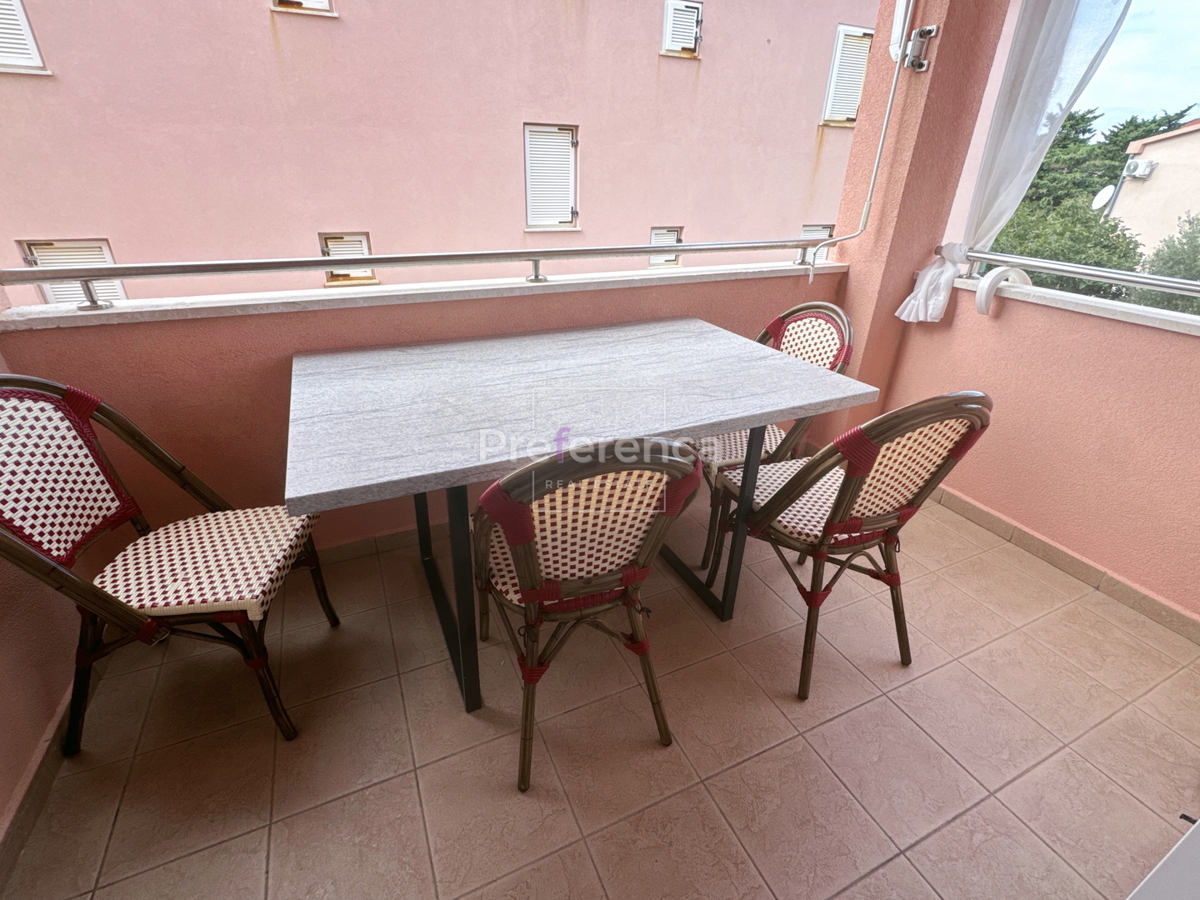 Stara Novalja - appartamento bilocale PRIMO PIANO - vicino al mare