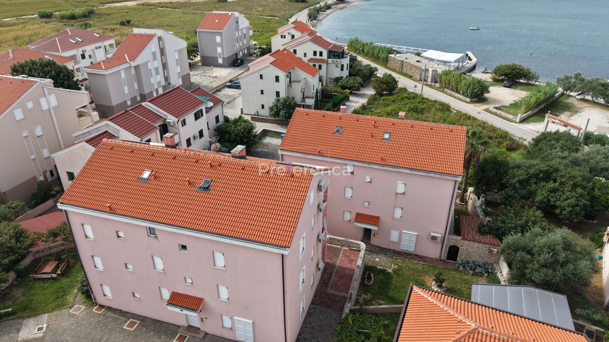 Stara Novalja - appartamento bilocale PRIMO PIANO - vicino al mare