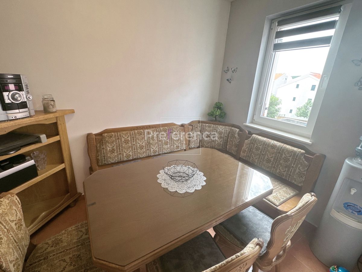 Stara Novalja - appartamento bilocale PRIMO PIANO - vicino al mare