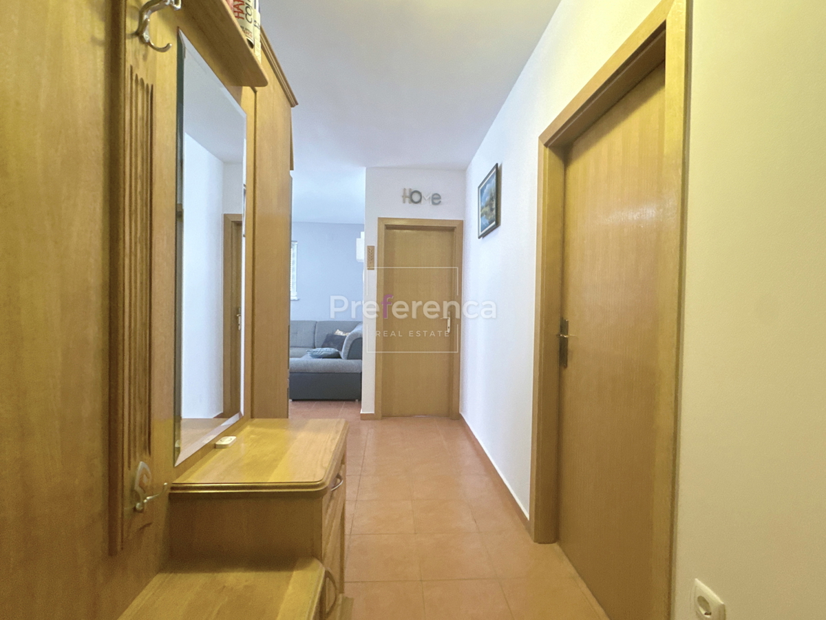 Stara Novalja - appartamento bilocale PRIMO PIANO - vicino al mare