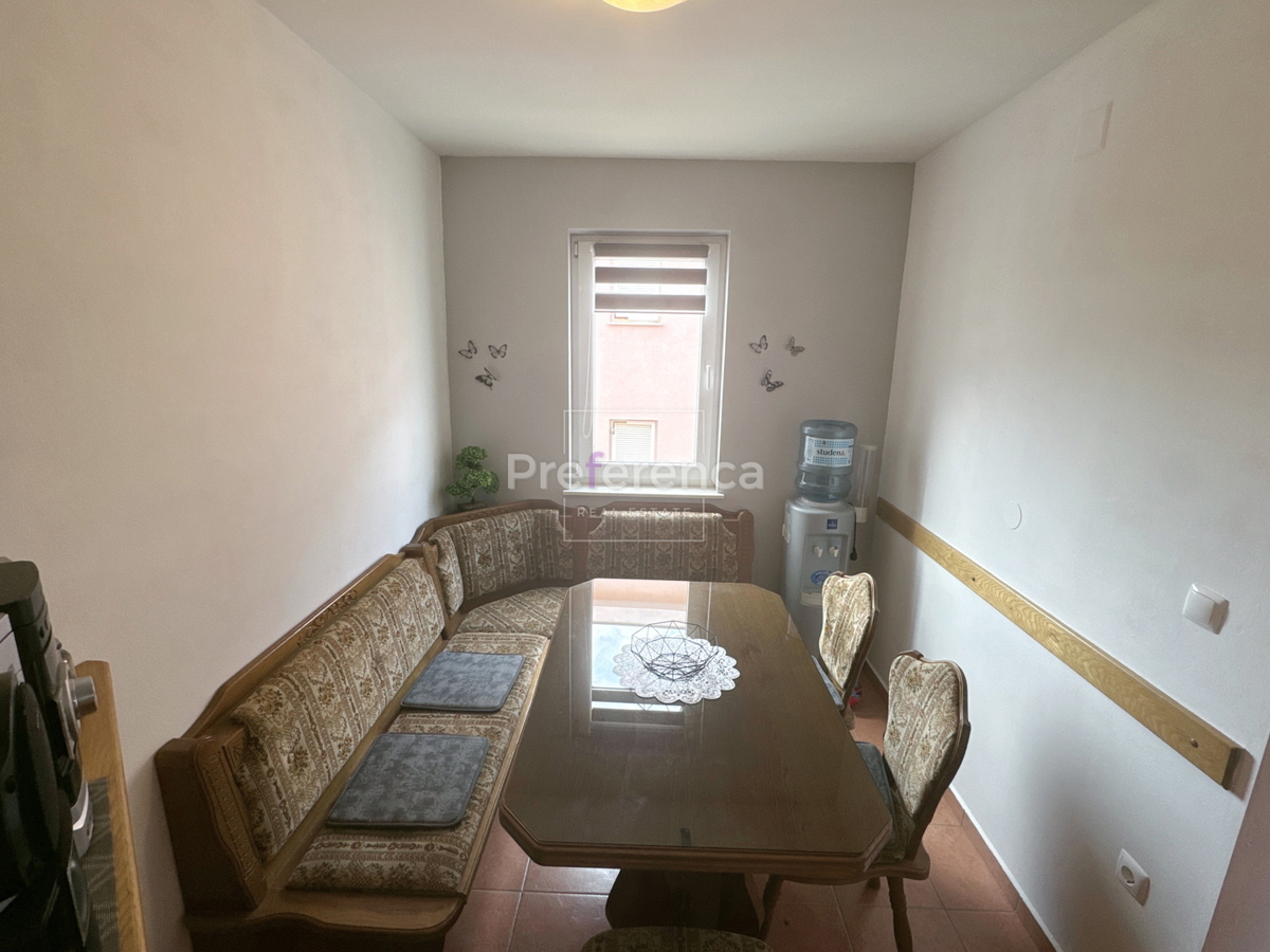 Stara Novalja - appartamento bilocale PRIMO PIANO - vicino al mare