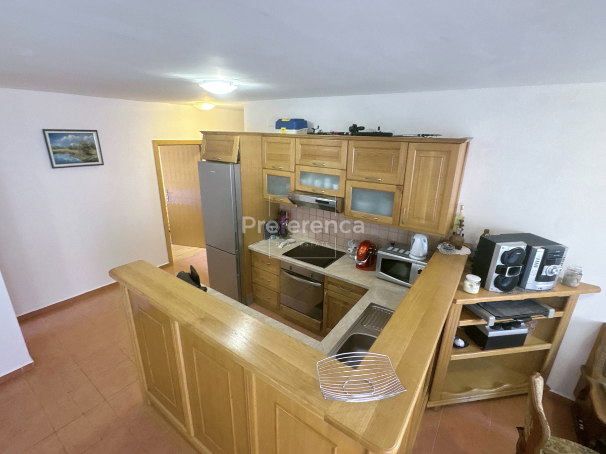 Stara Novalja - appartamento bilocale PRIMO PIANO - vicino al mare